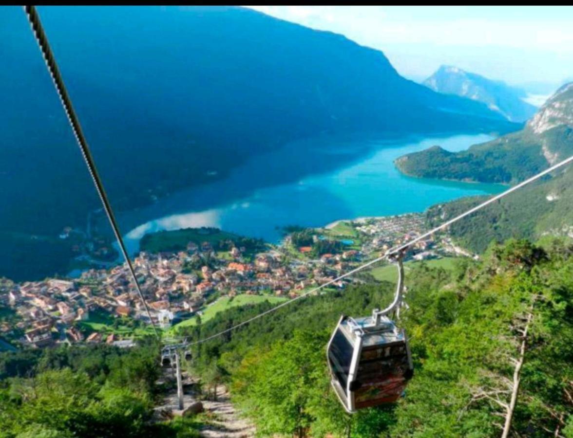 Vila Chalet Relax Molveno E Andalo Dolomiti Exteriér fotografie